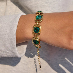 Emerald Hour Jewelry Set