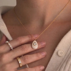 Lumi Mood Pendant Necklace