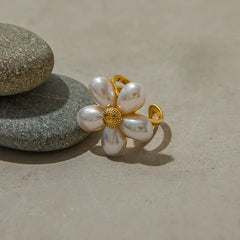 Pearl Daisy Bloom Ring